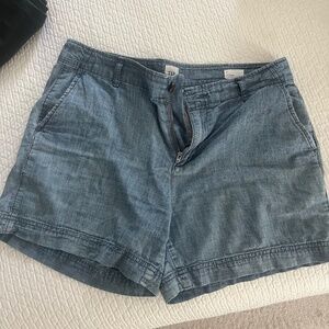 gap Denim shorts size 4